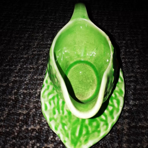 Wade Heath England Vintage Gravy/Sauce Boat & embossed lettuce leaf Plate. - Picture 4 of 5